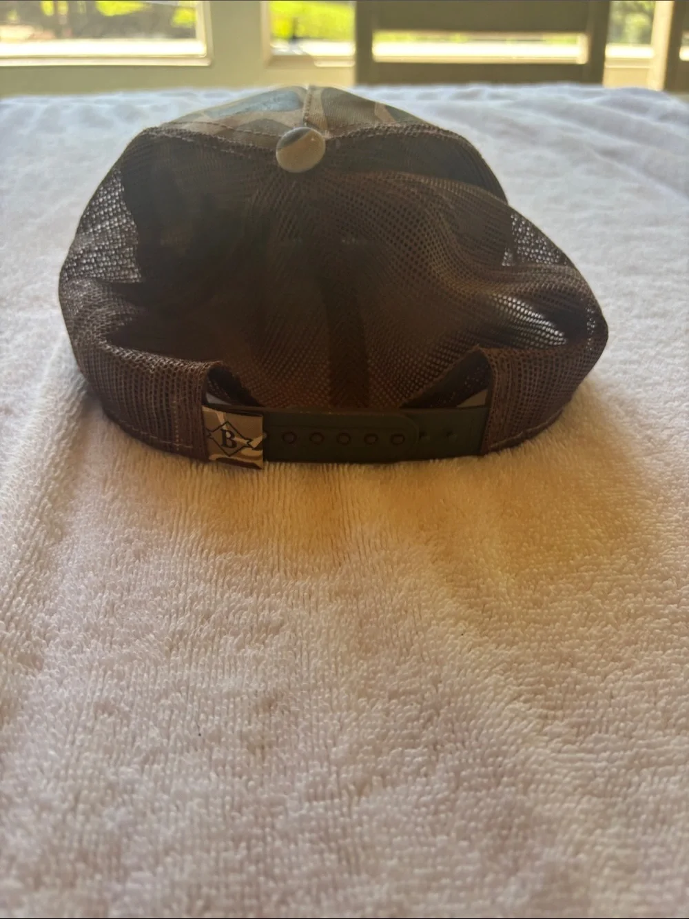 BURLEBO camo trucker